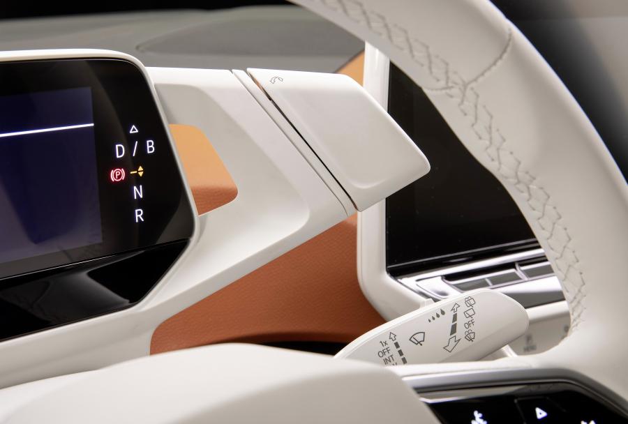 Панель приборов Volkswagen ID.3 1st 2019 года  (WW) (фото 7 из 48)
